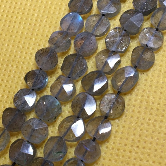 Labradorite beads - Picture 2 of 7